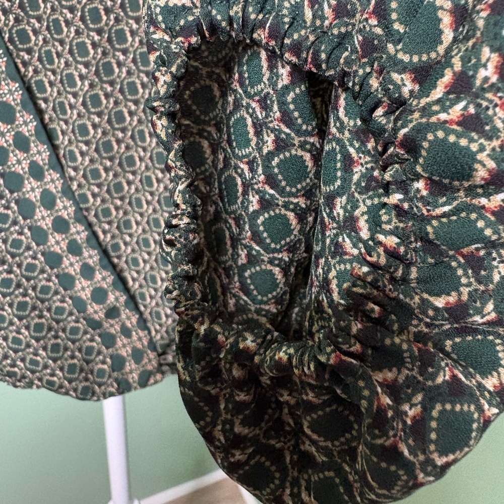 Max Studio Green and Red Patterned Blouse medium - Picture 6 of 11